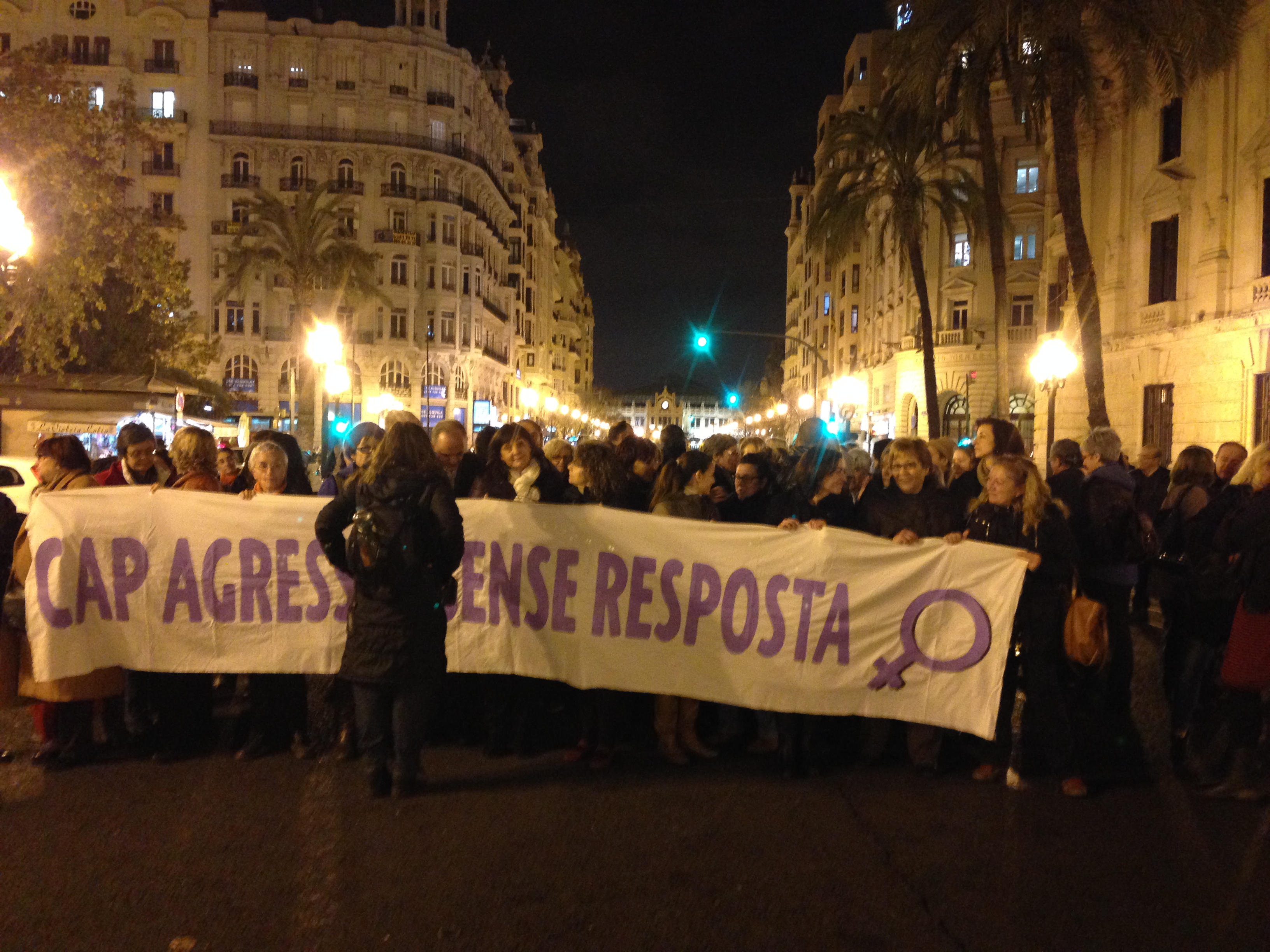 Concentració primer dimecres de mes contra la violència masclista, ajuntament de València