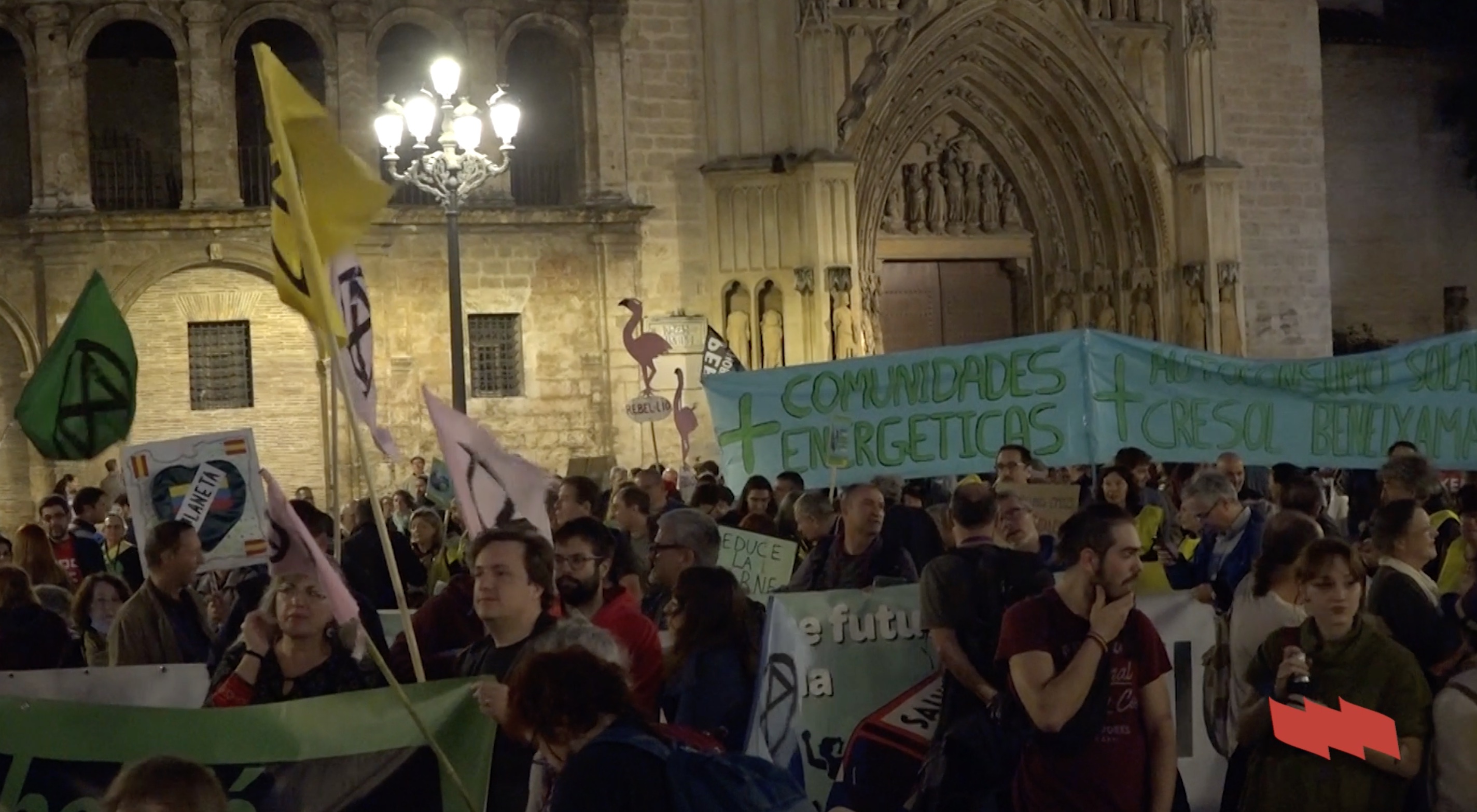Milers de persones reclamen Justícia Climàtica i Energètica