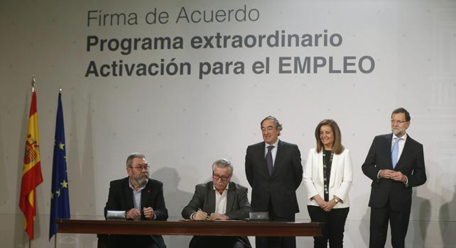 Signatura de l'acord del programa extraordinari per l'activació de l'ocupació