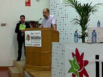 Vicent Mauri, representant d'Intersindical Valenciana, en l'acte d'inauguració del congrés d'Iniciativa.