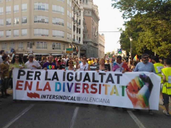 Intersindical Valenciana en la manifestació del dia de l'orgull LGTB. 