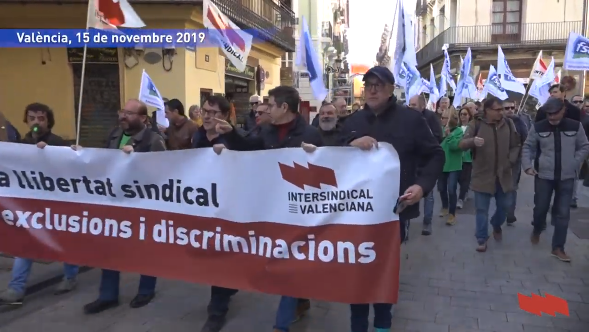 Segona concentració contra l’exclusió de la Mesa General de Negociació