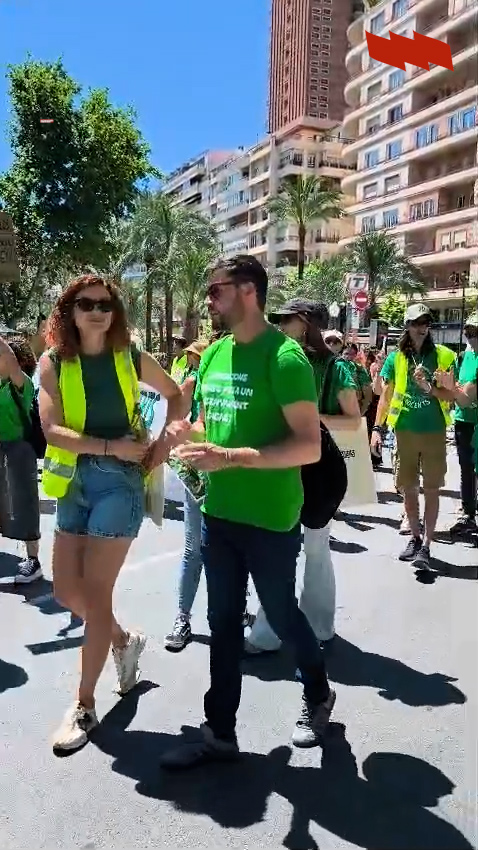 El professorat ix massivament als carrers d’Alacant, Elx i Castelló