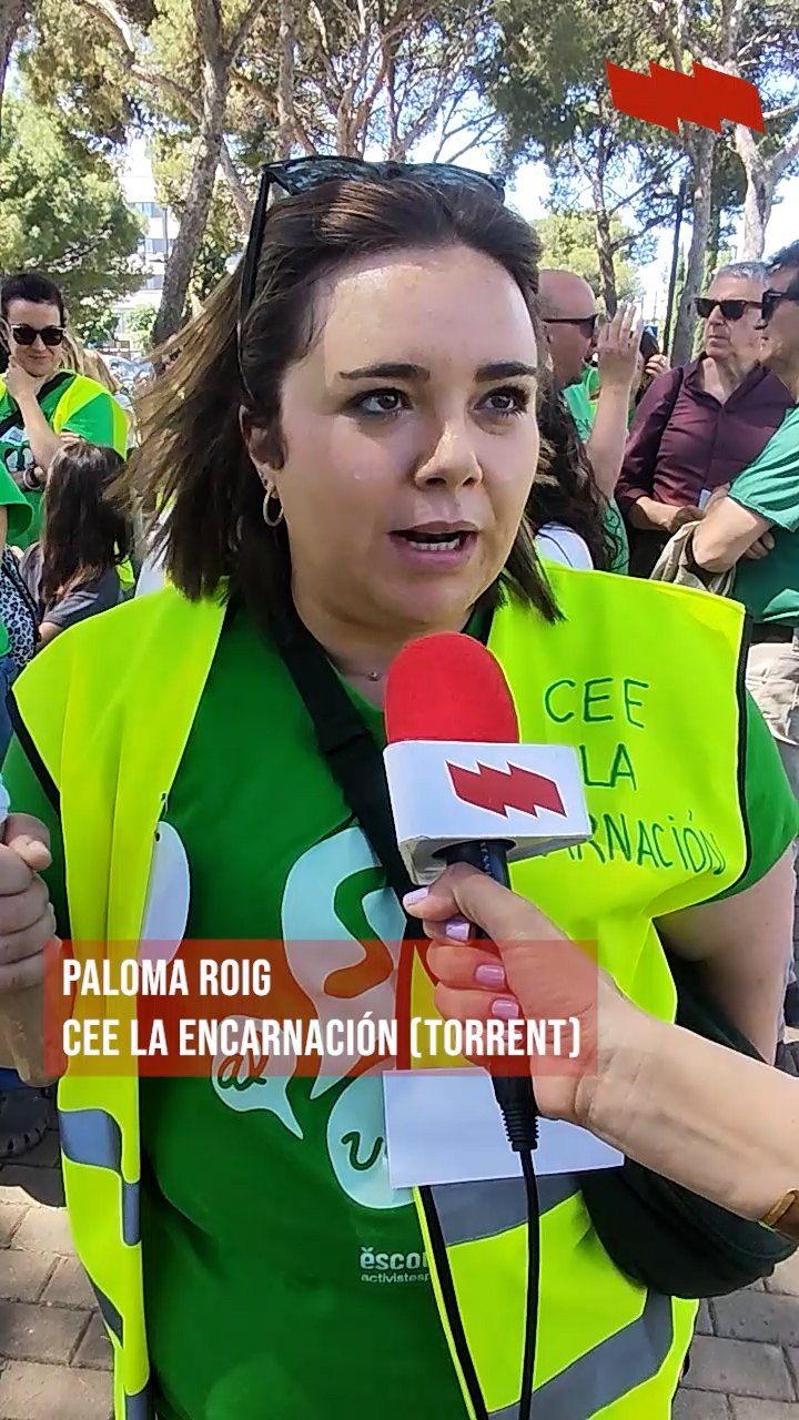 Manifestacions arreu del país en el segon dia de vaga educativa indefinida