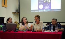 Intersindical en PODEMOS parlant de la necessitat del feminisme per al canvi del model social