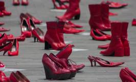 Performance contra les violències masclistes